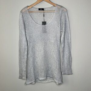 Uniq Chaser Silver Knit Sweater with Keyhole Back Size Large NWT!